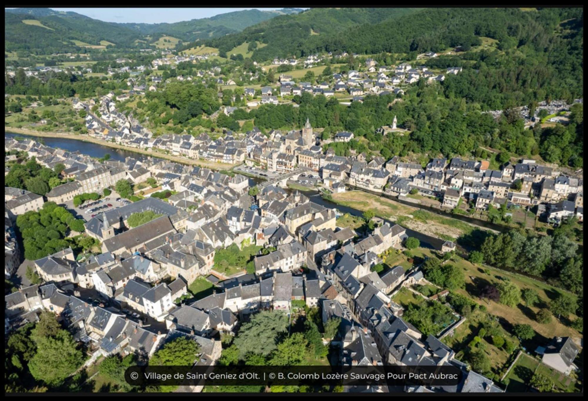 Riverrun Saint-Geniez-dʼOlt Exterior foto